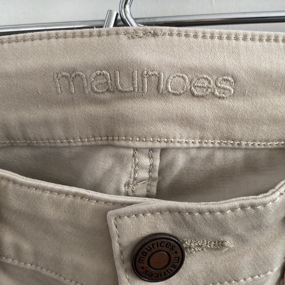 Maurices light colored khaki pants NWOT - Picture 2 of 7
